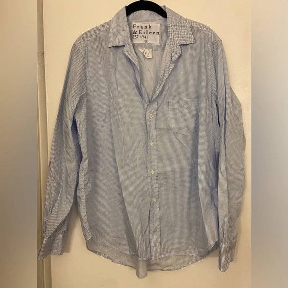 Frank & Eileen Eileen Button Down Long Sleeve Blue Polka Dot Size Small - Picture 1 of 7